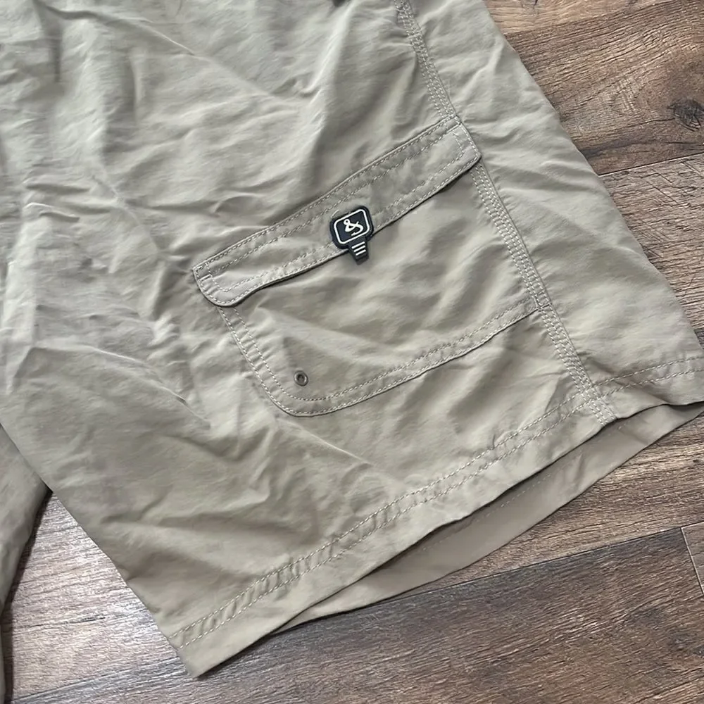 Hook and tackle shorts size 42